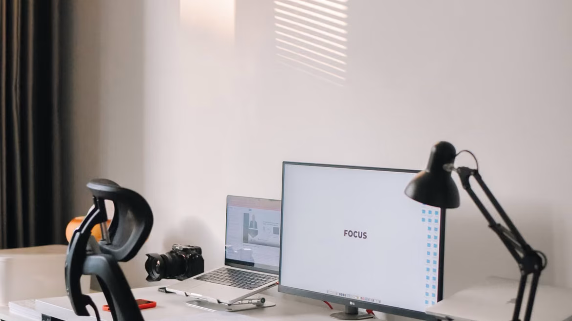 Aménager un coin bureau ergonomique à la maison