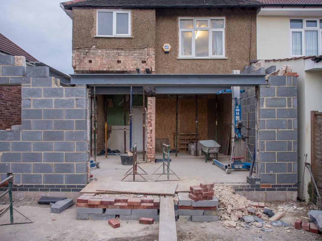 Extension maison, comment s’y prendre ?